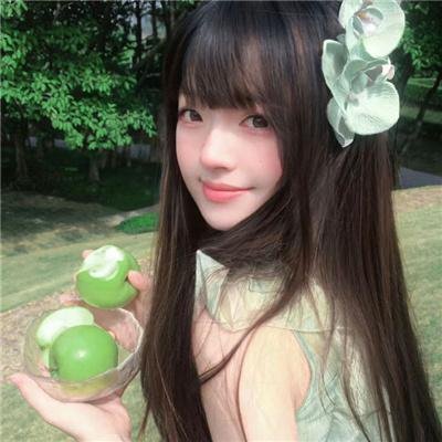 比基尼月亮